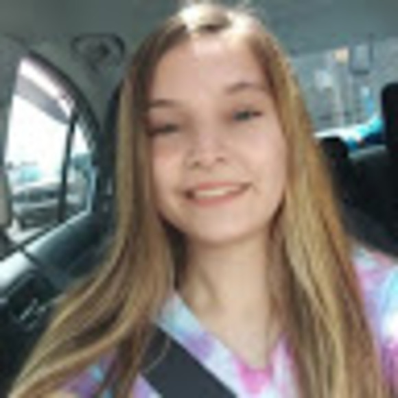 Meet your Posher, Vera - Picture 1 of 1